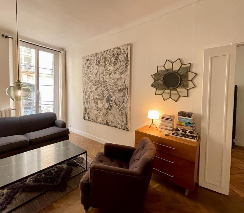 12 Casa Nova Parijs